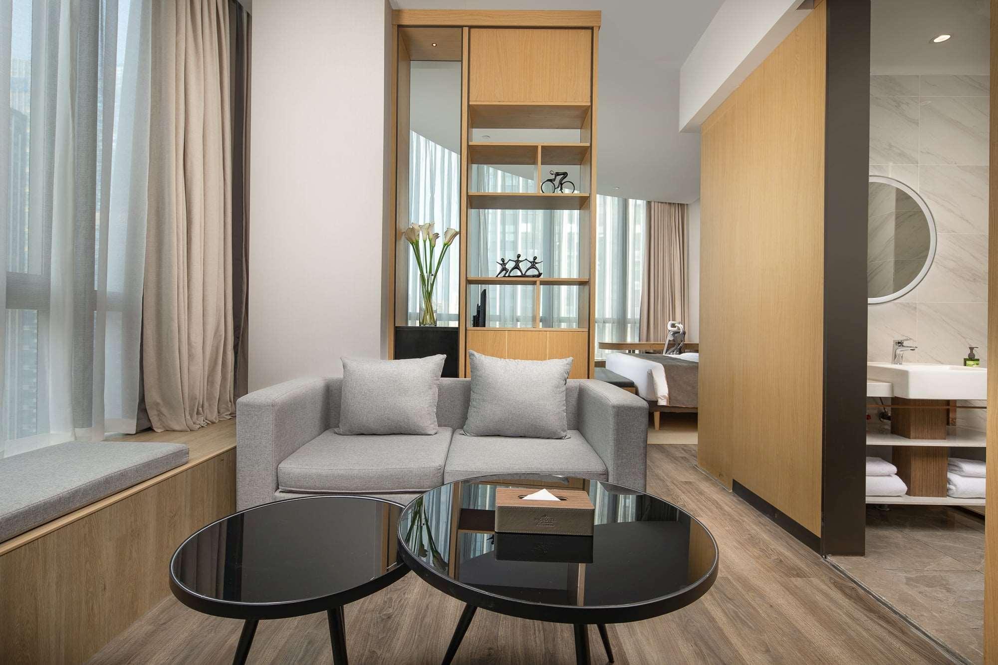 Wyndham Garden Guiyang Hotell Guiyang  Exteriör bild
