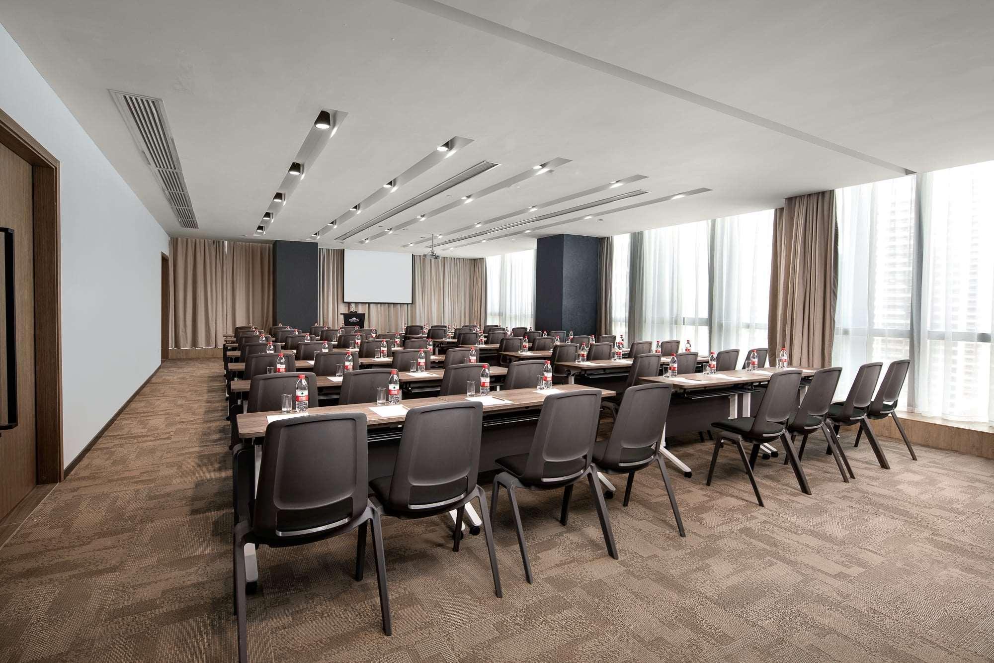 Wyndham Garden Guiyang Hotell Guiyang  Exteriör bild